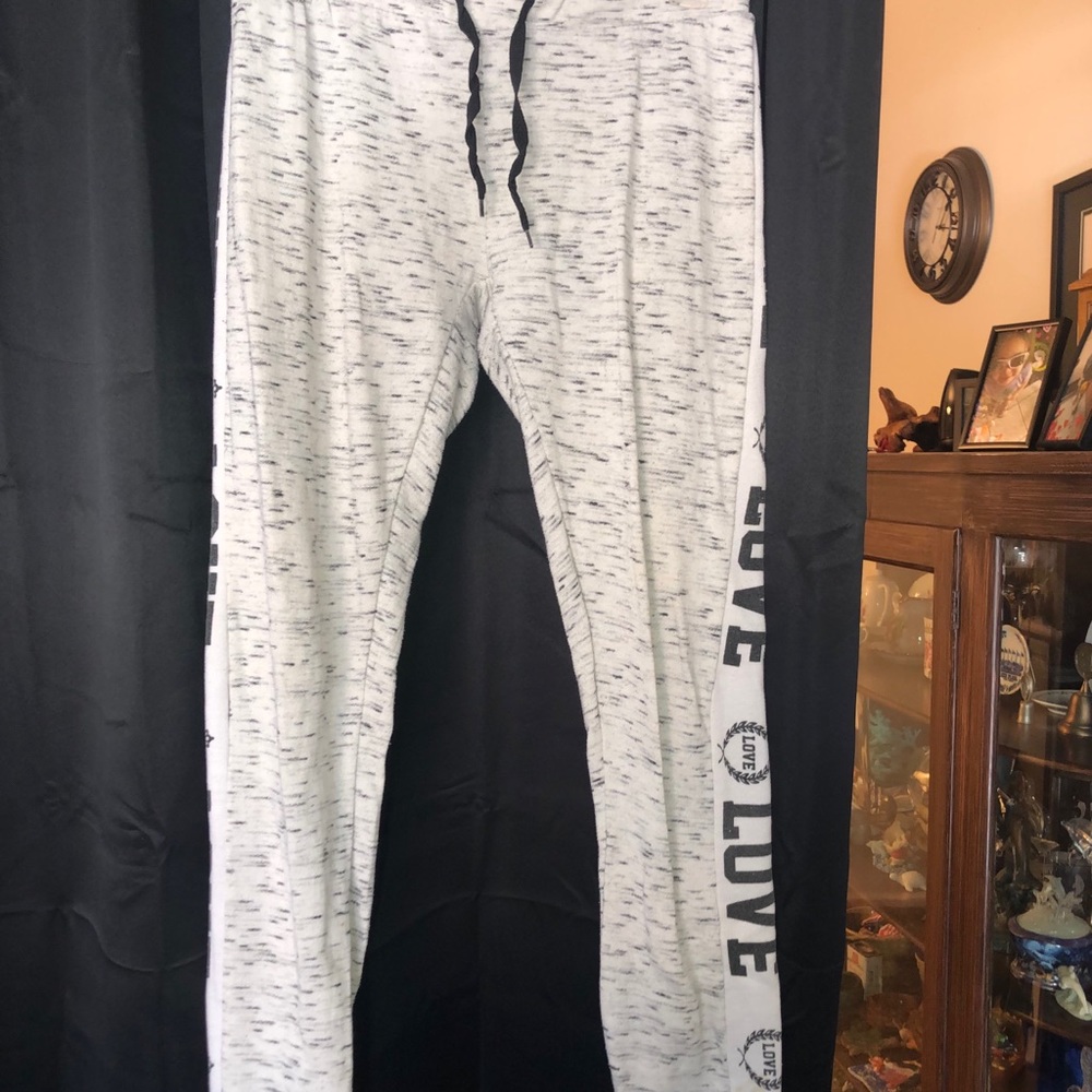 White joggers